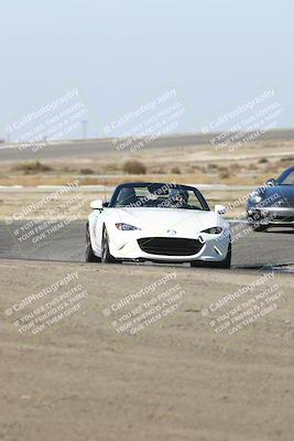 media/Nov-10-2025-Private Event (Mon) [[7fd464aee1]]/Novice/Session 3 (Sunset)/